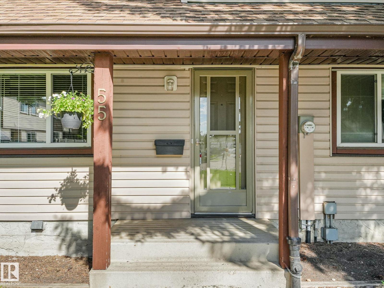 #55 13833 30 ST NW - 2