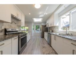 14343 17 Avenue, Surrey, BC V4A6L3 Photo 16