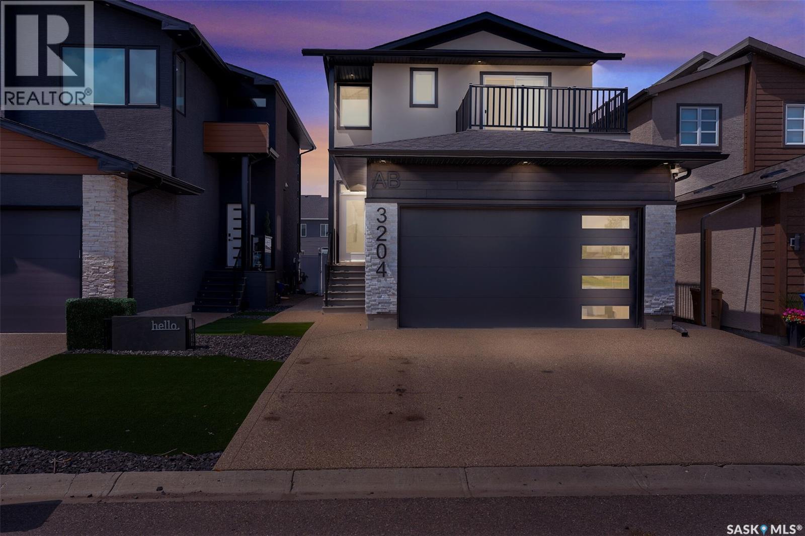 3204 Crosbie CRESCENT - 1