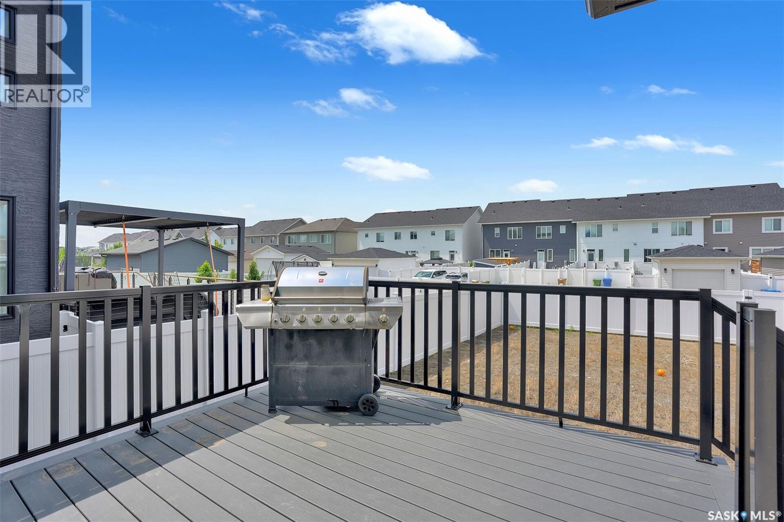 3204 Crosbie CRESCENT — photo 48
