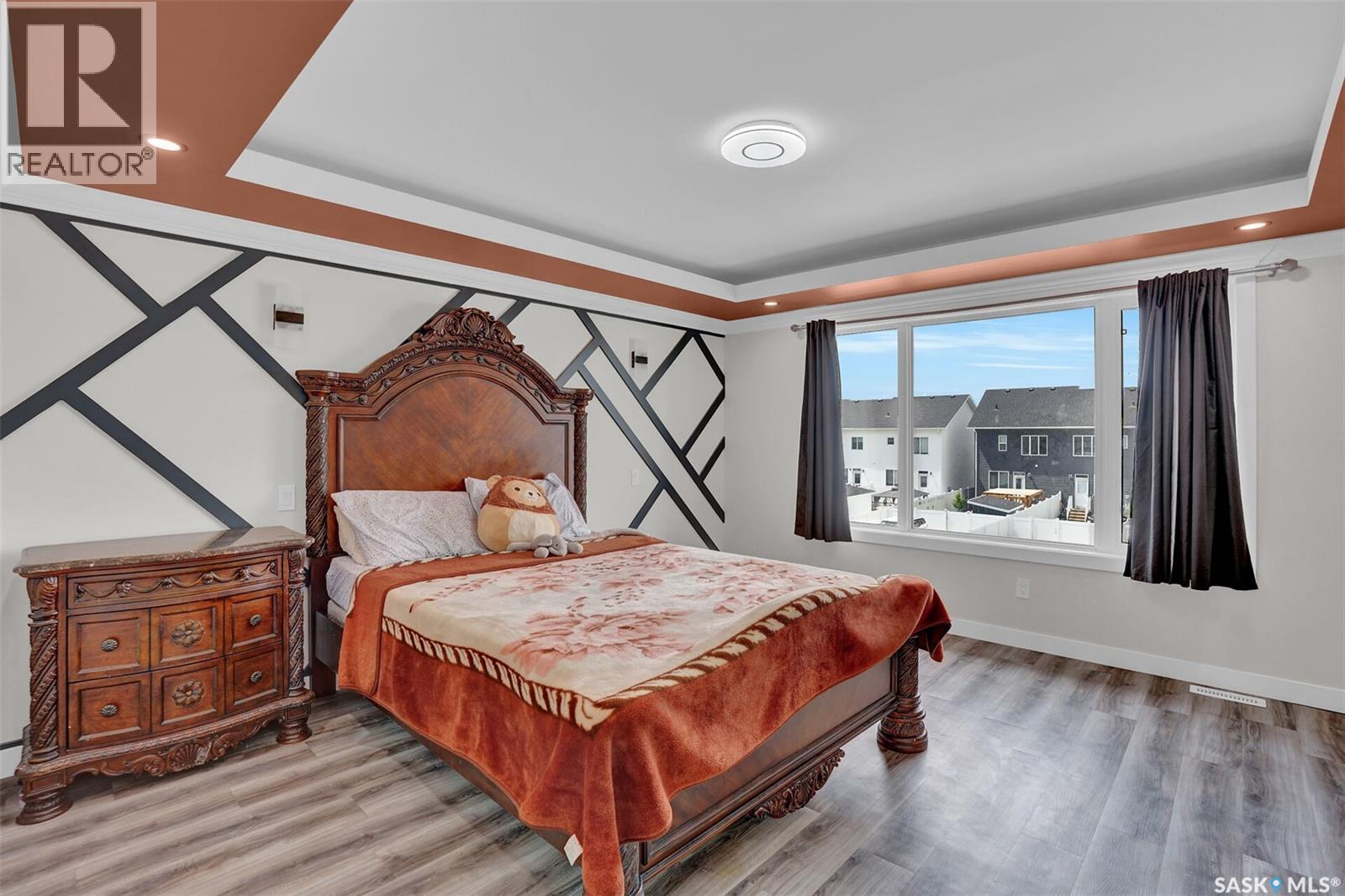 3204 Crosbie CRESCENT - 25