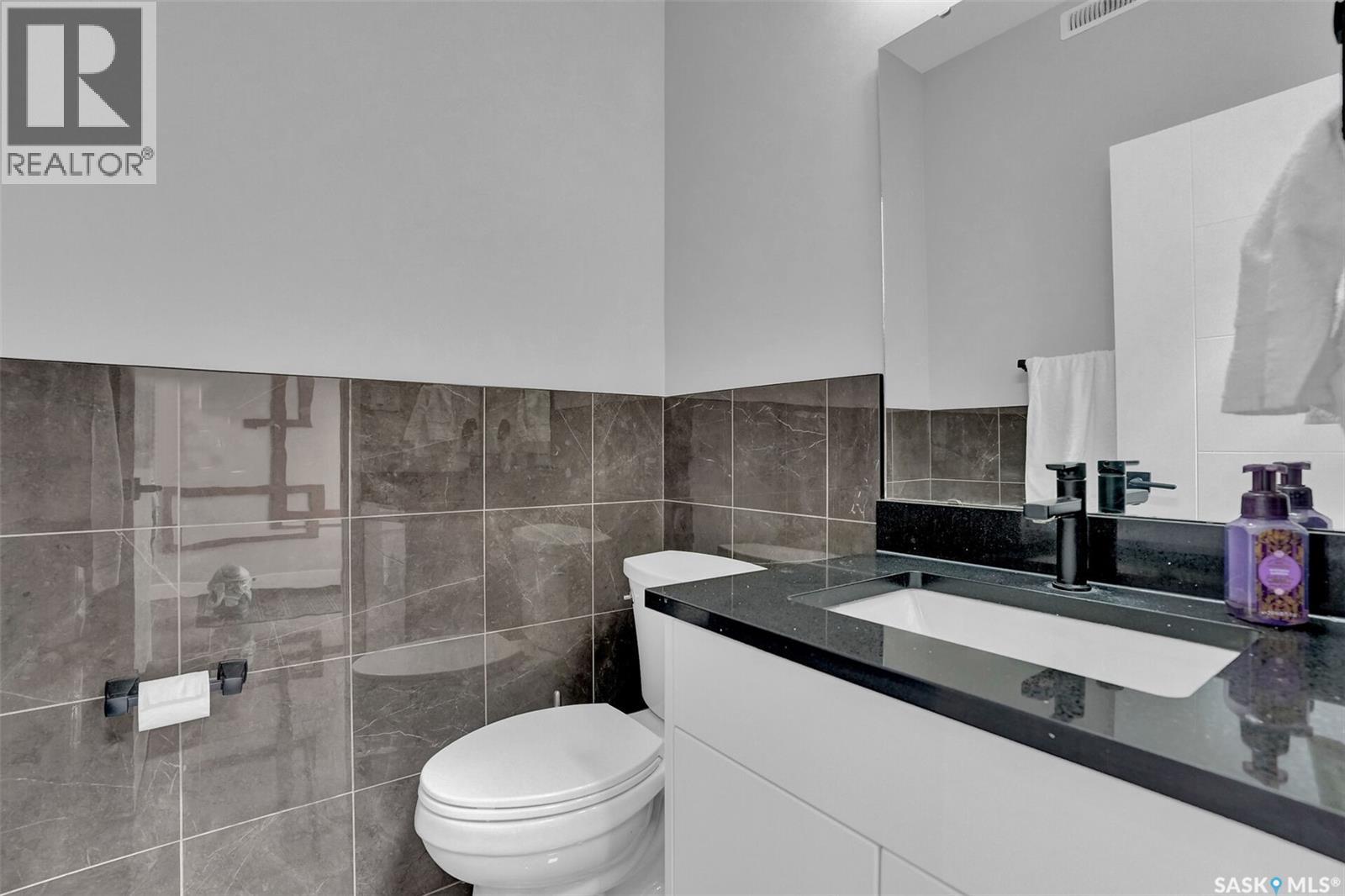 3204 Crosbie CRESCENT - 21