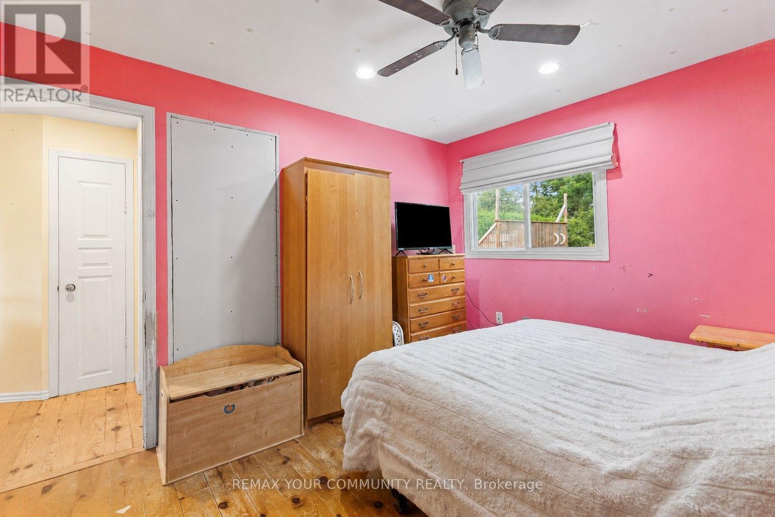 69 VIRGINIA BOULEVARD - 22
