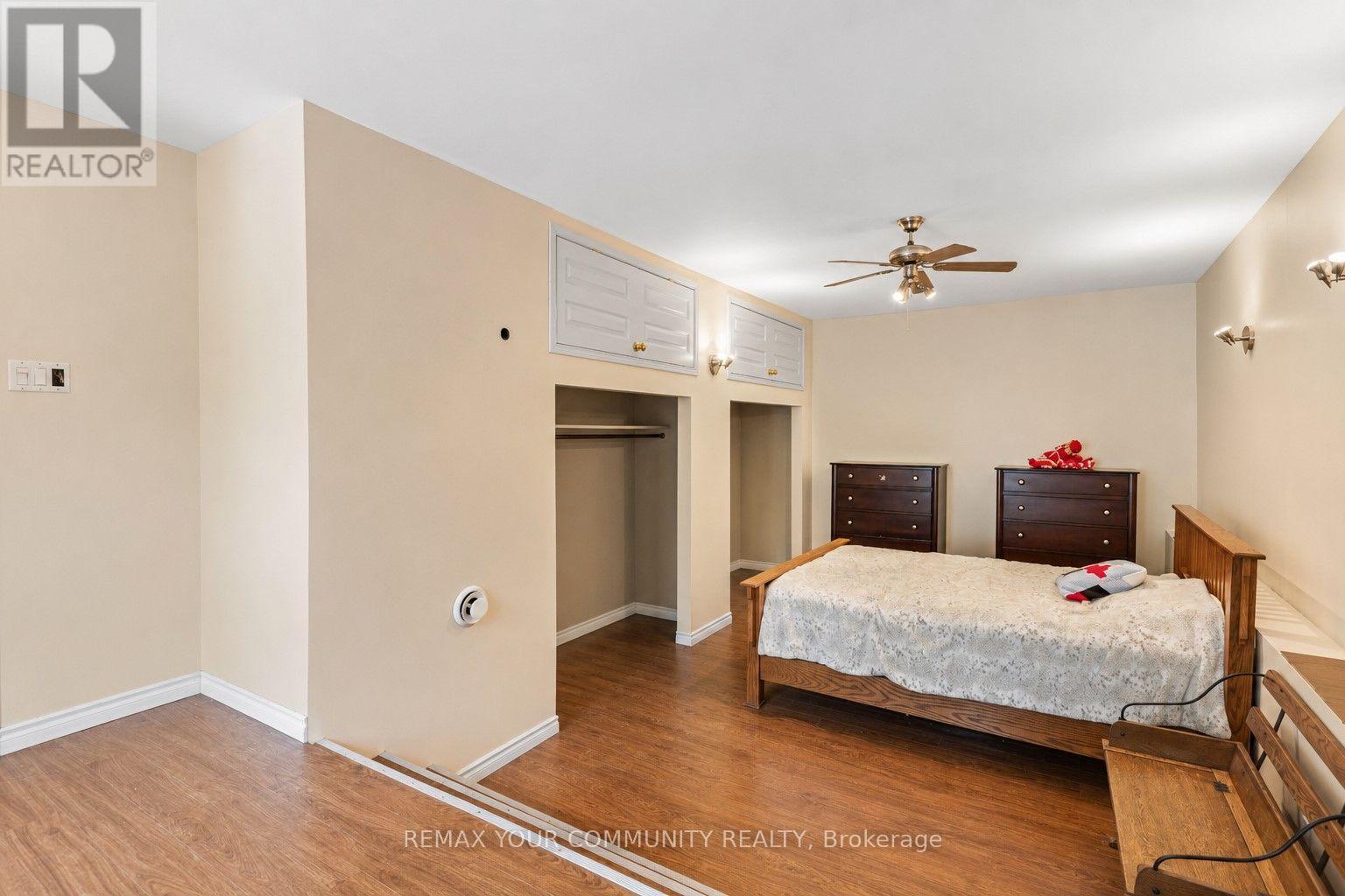 69 VIRGINIA BOULEVARD - 32
