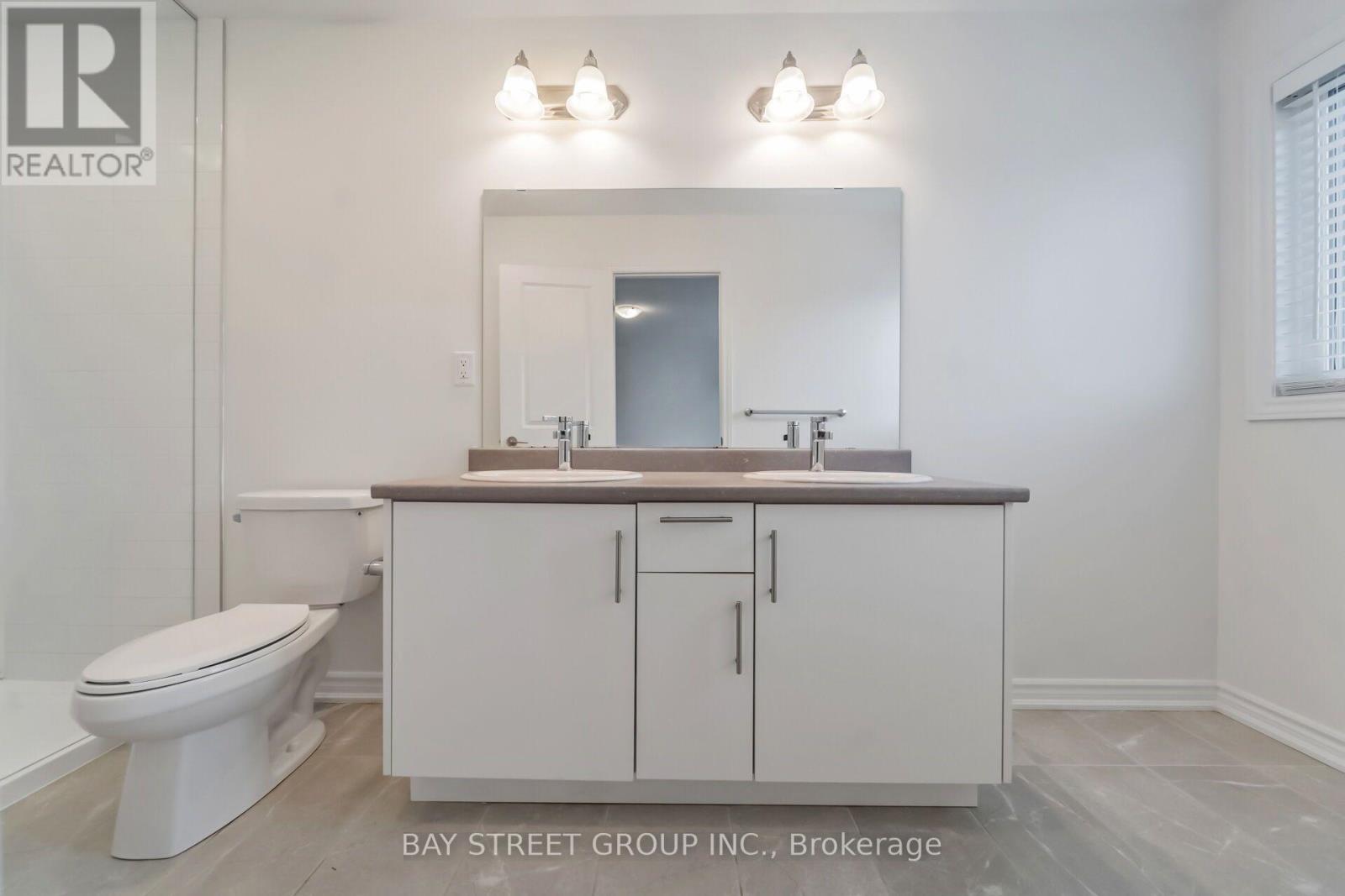 89 PHOENIX BOULEVARD - 31