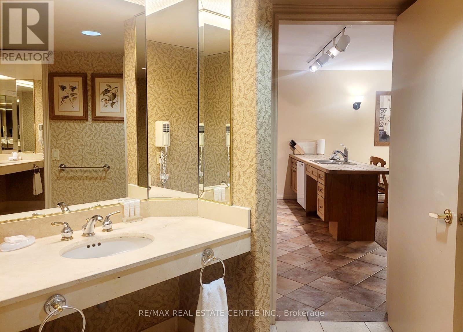 #2120 90 HIGHLAND DRIVE - 11
