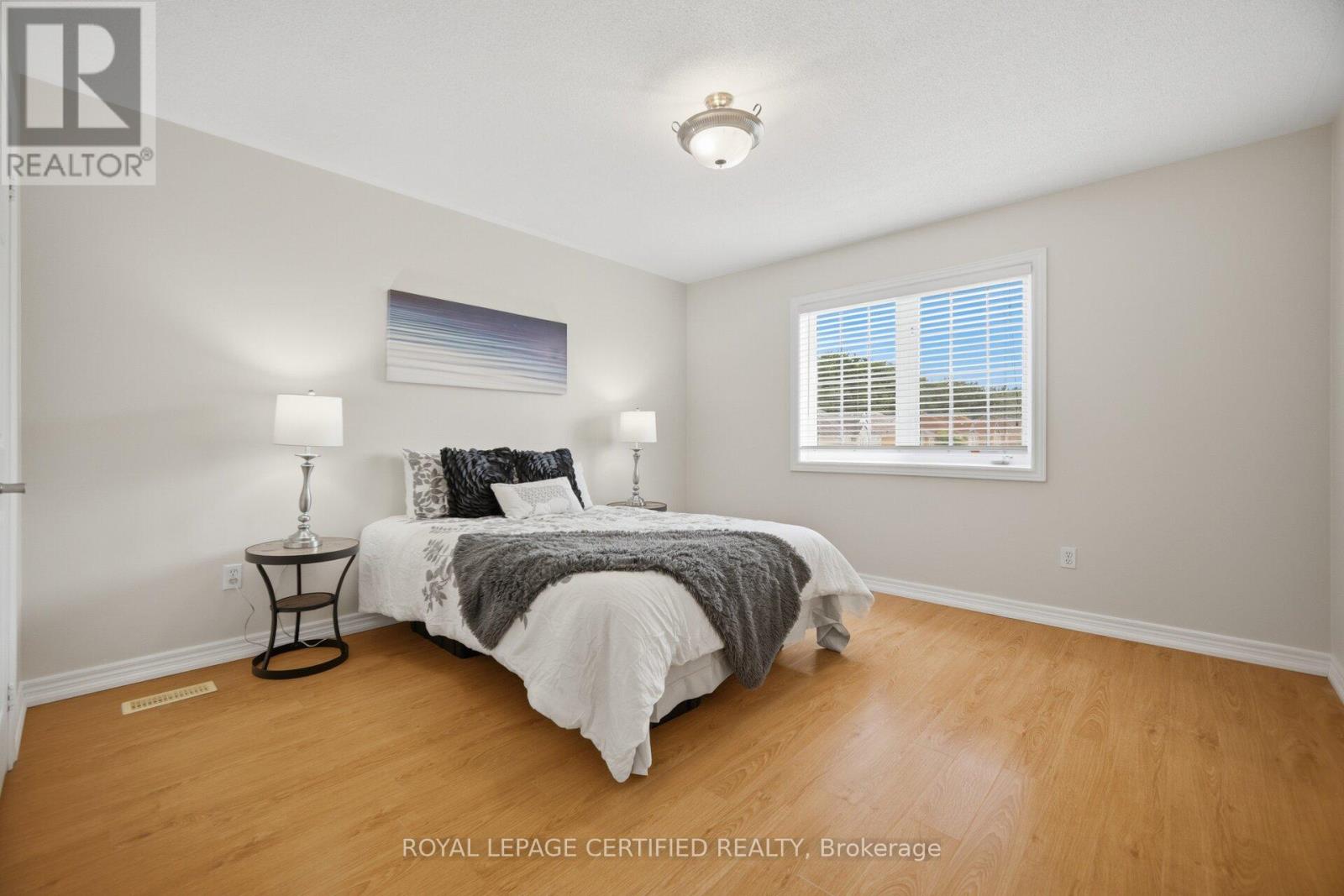 3555 EGLINTON AVENUE W - 15
