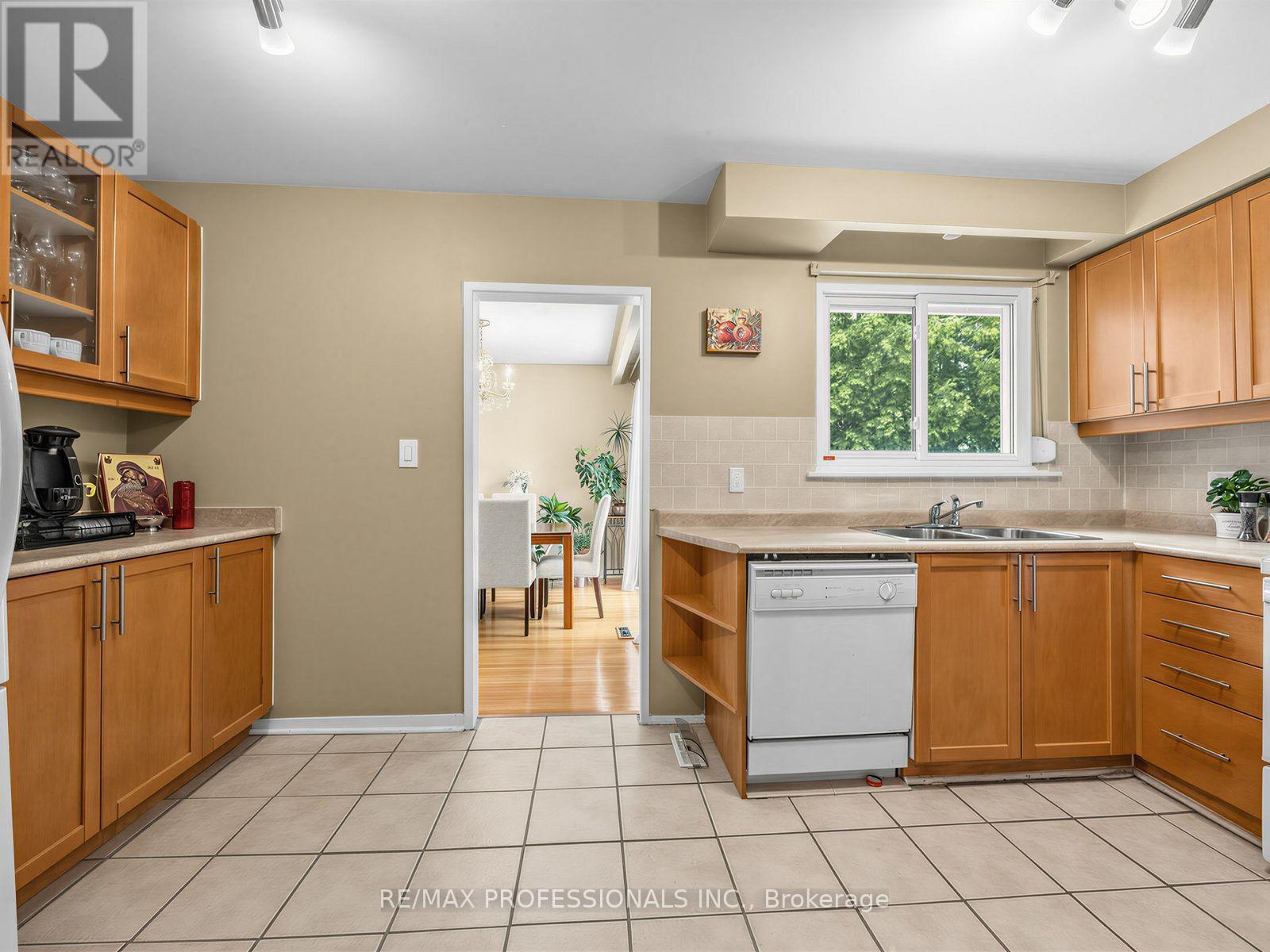 793 NETHERTON CRESCENT - Image 11
