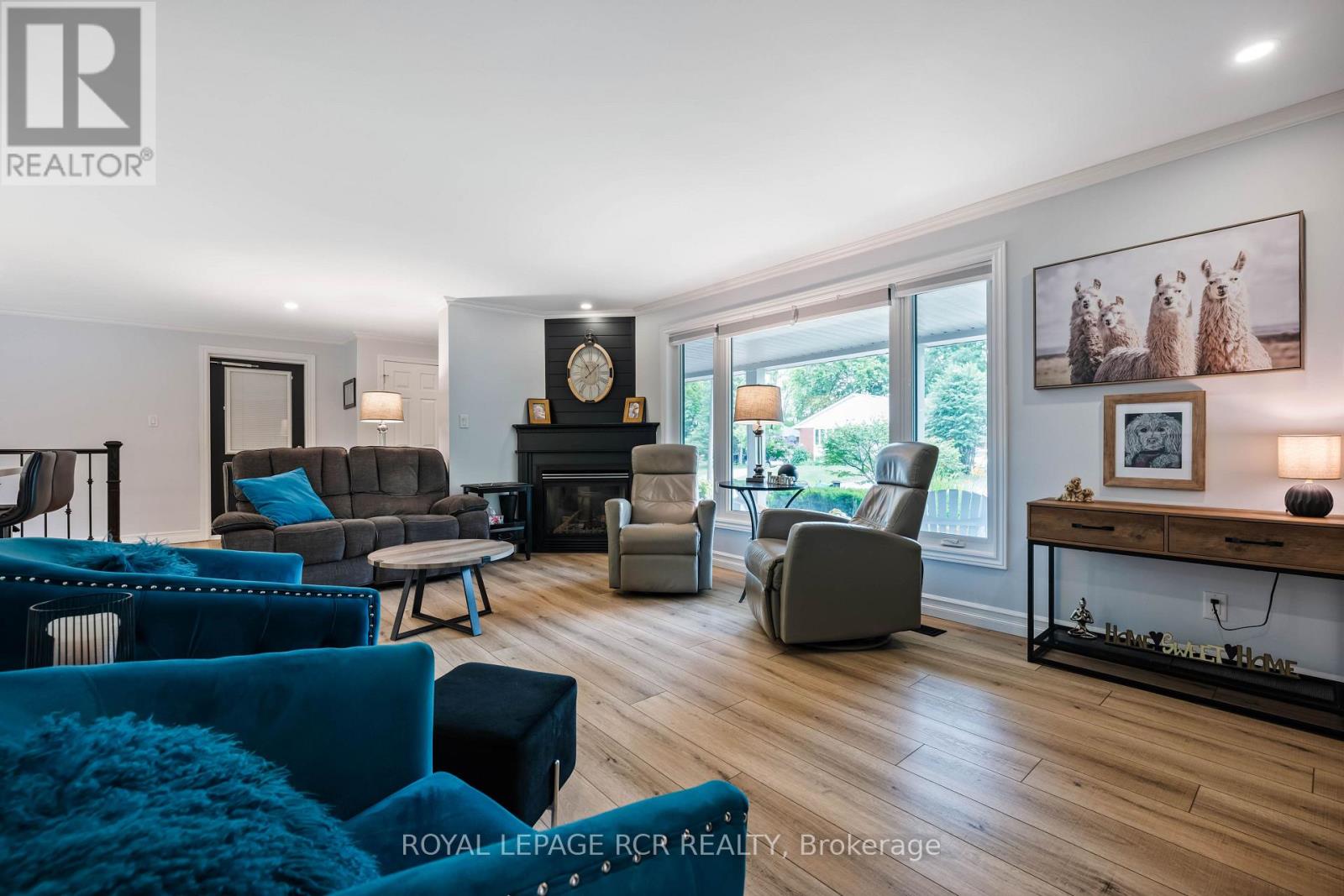 225 ZINA STREET - 14