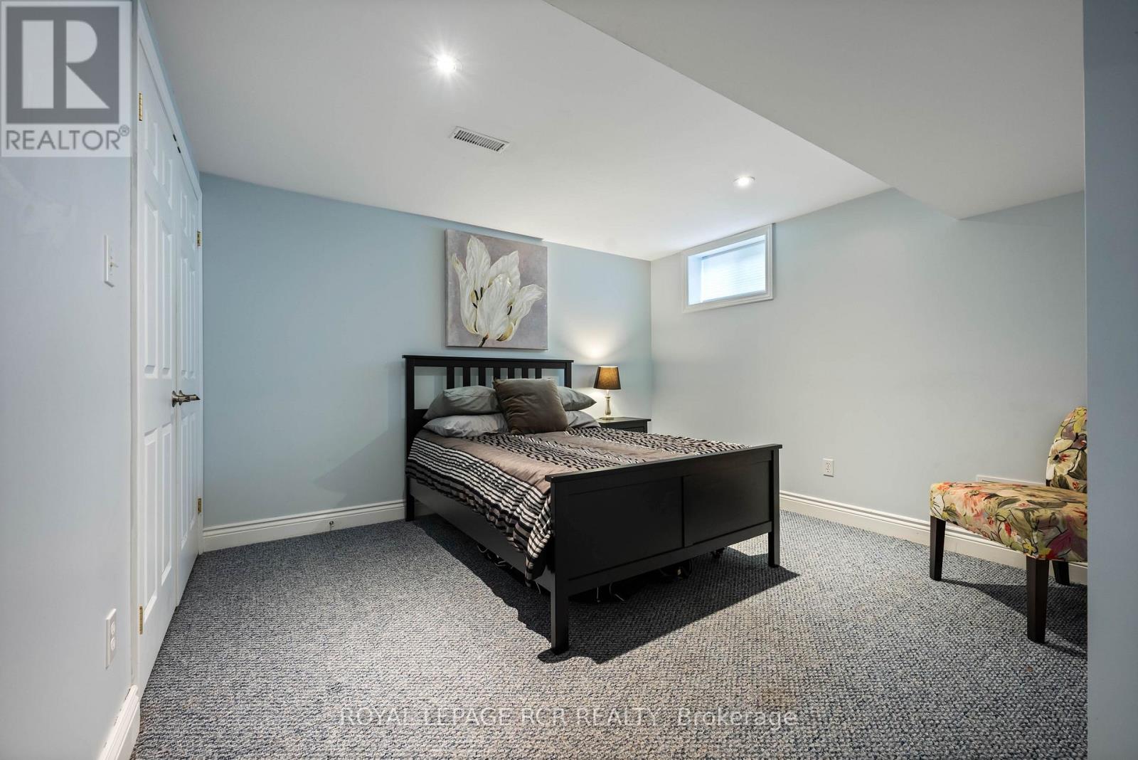 225 ZINA STREET - 21