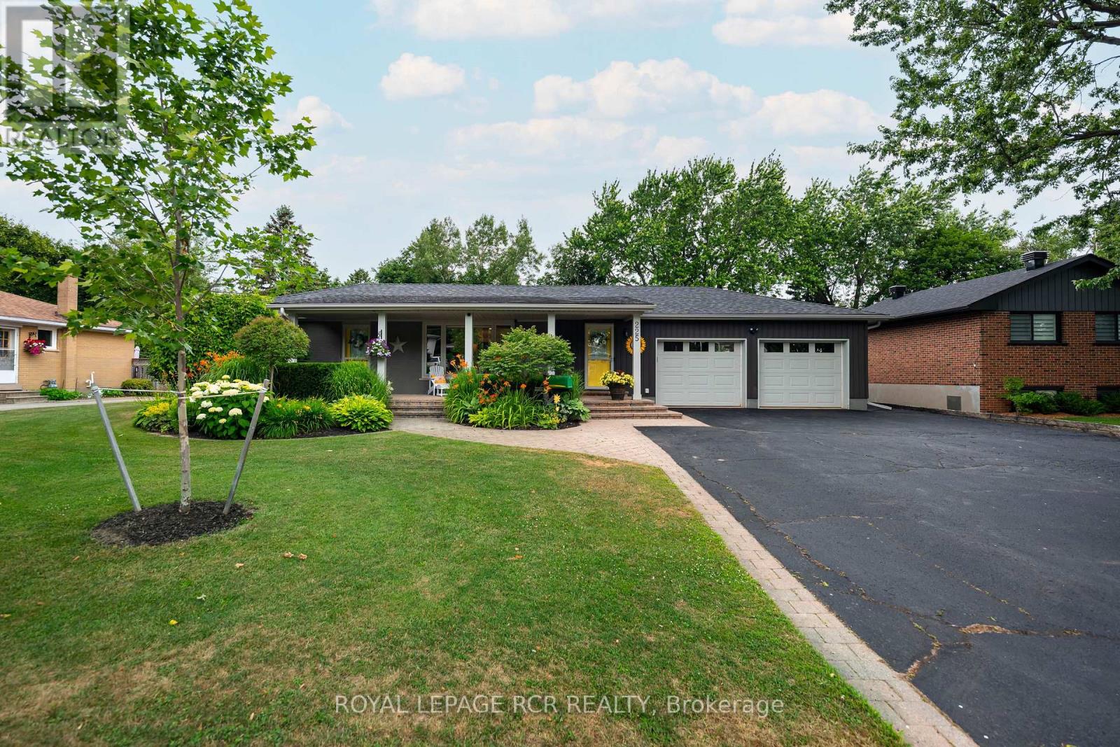 225 ZINA STREET - 41