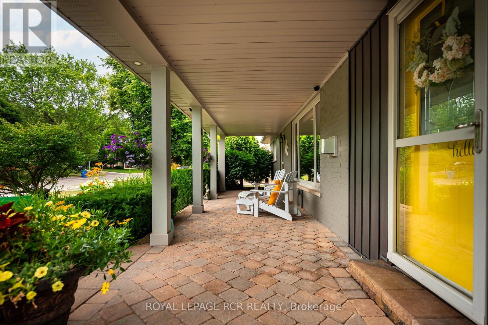 225 ZINA STREET - 5