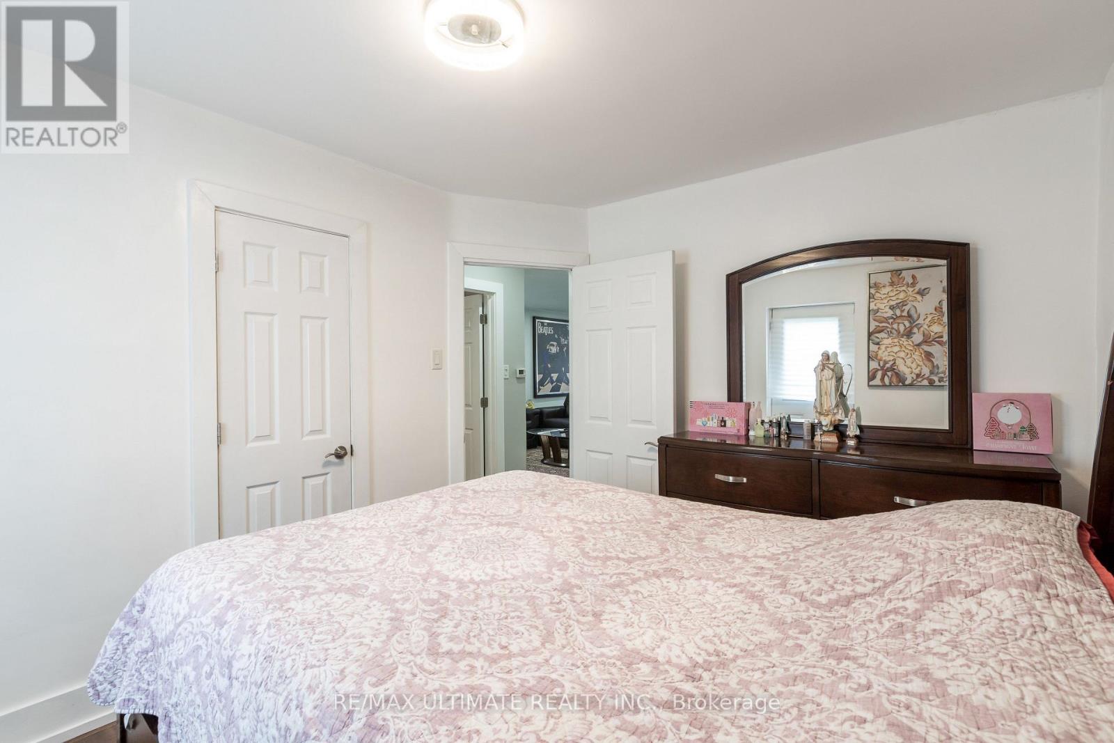 14 NORDALE CRESCENT - 17