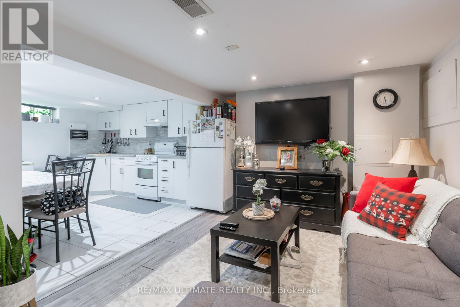 14 NORDALE CRESCENT - 30
