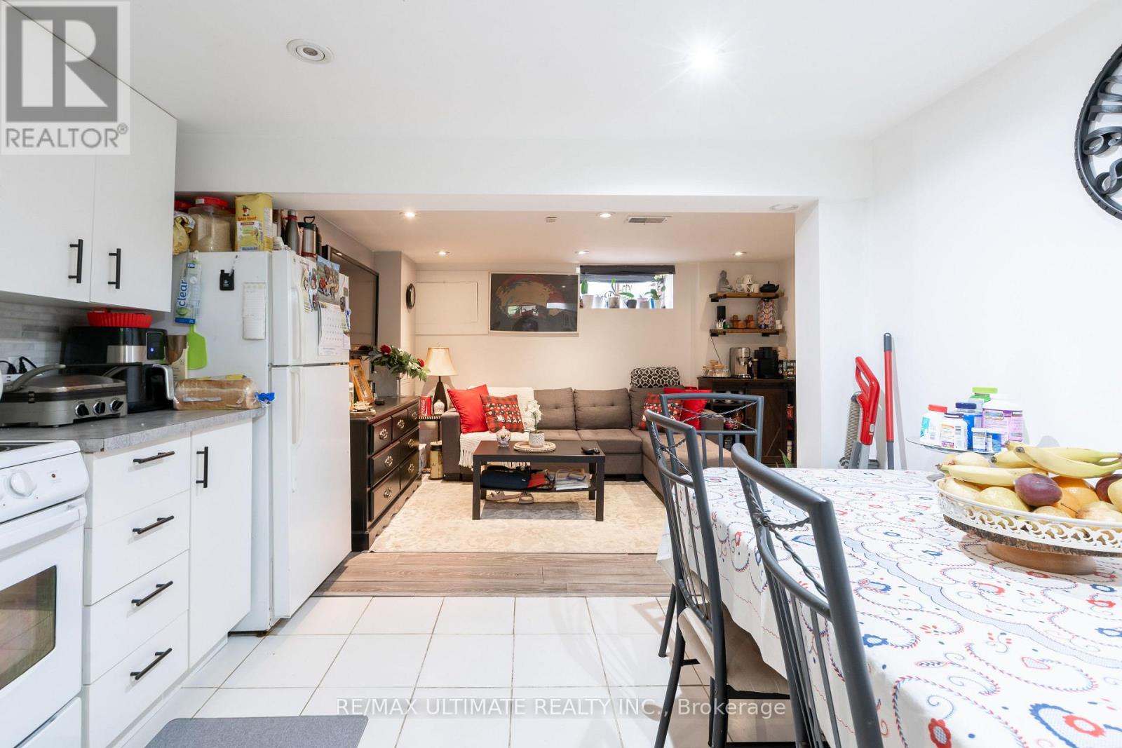 14 NORDALE CRESCENT - 33