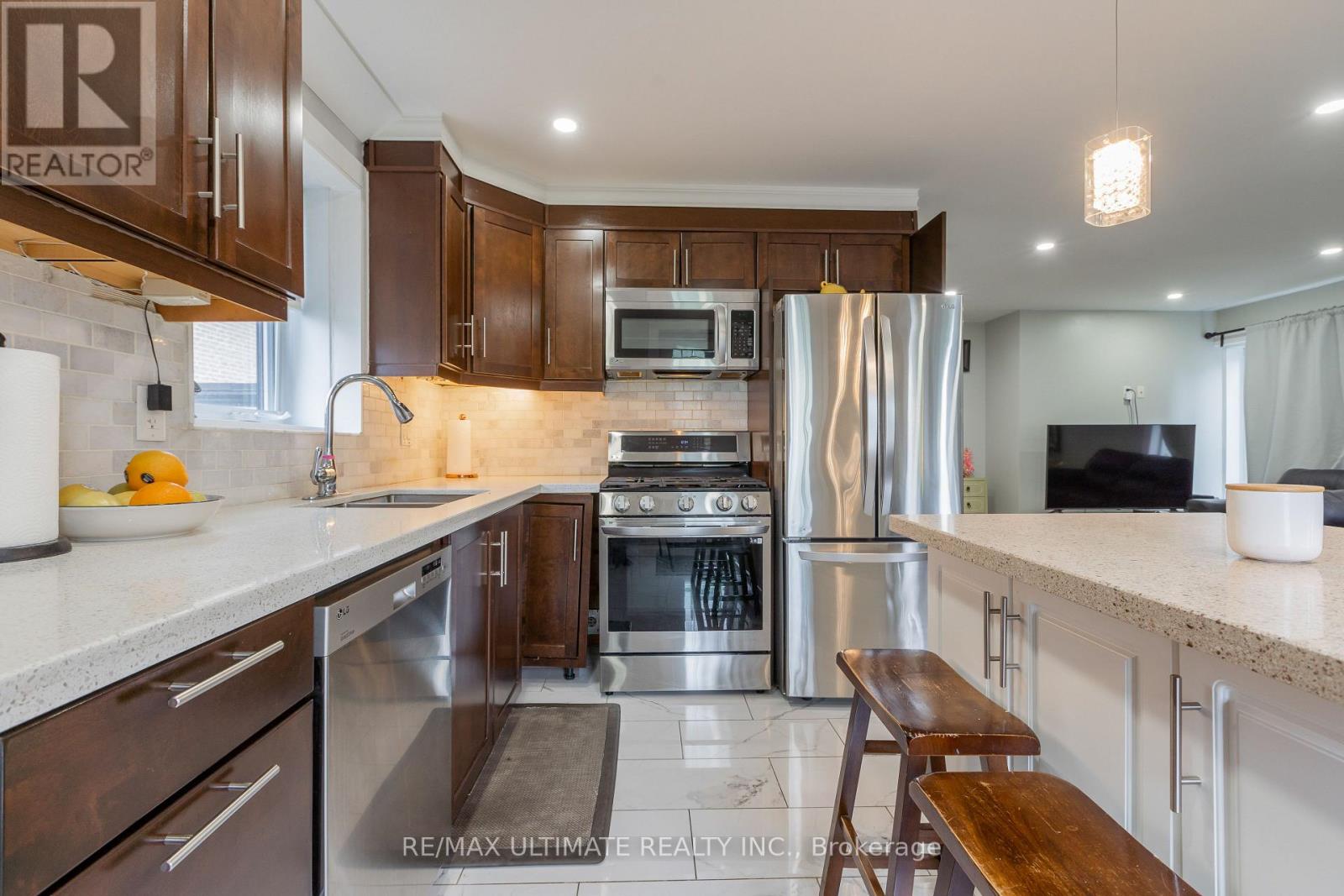 14 NORDALE CRESCENT - 5