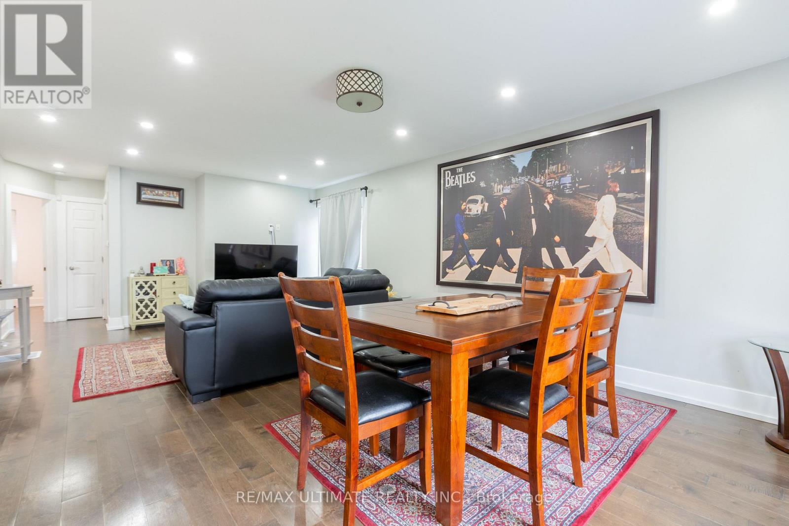 14 NORDALE CRESCENT - 8
