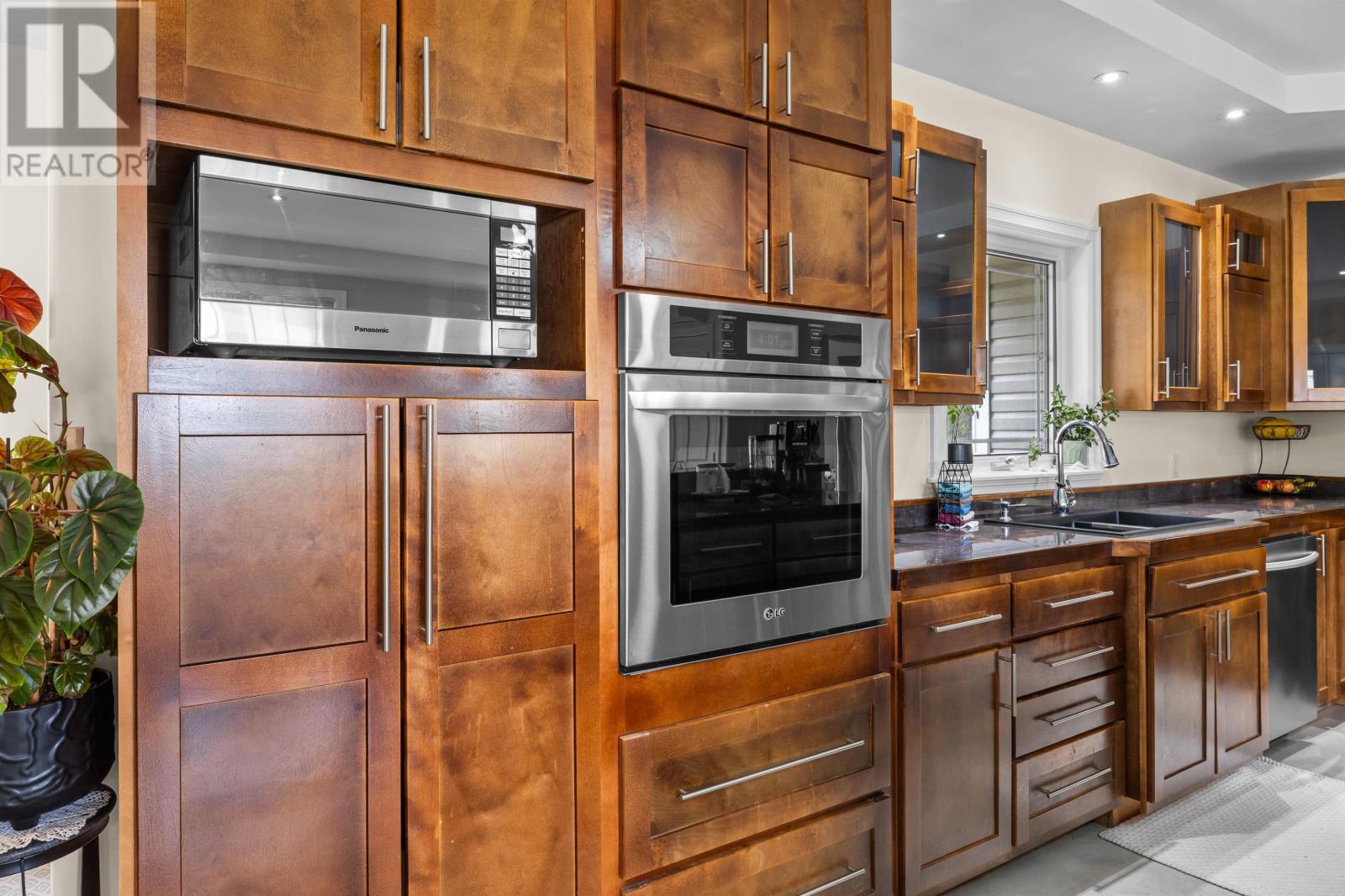 835 Rustico Road - 13