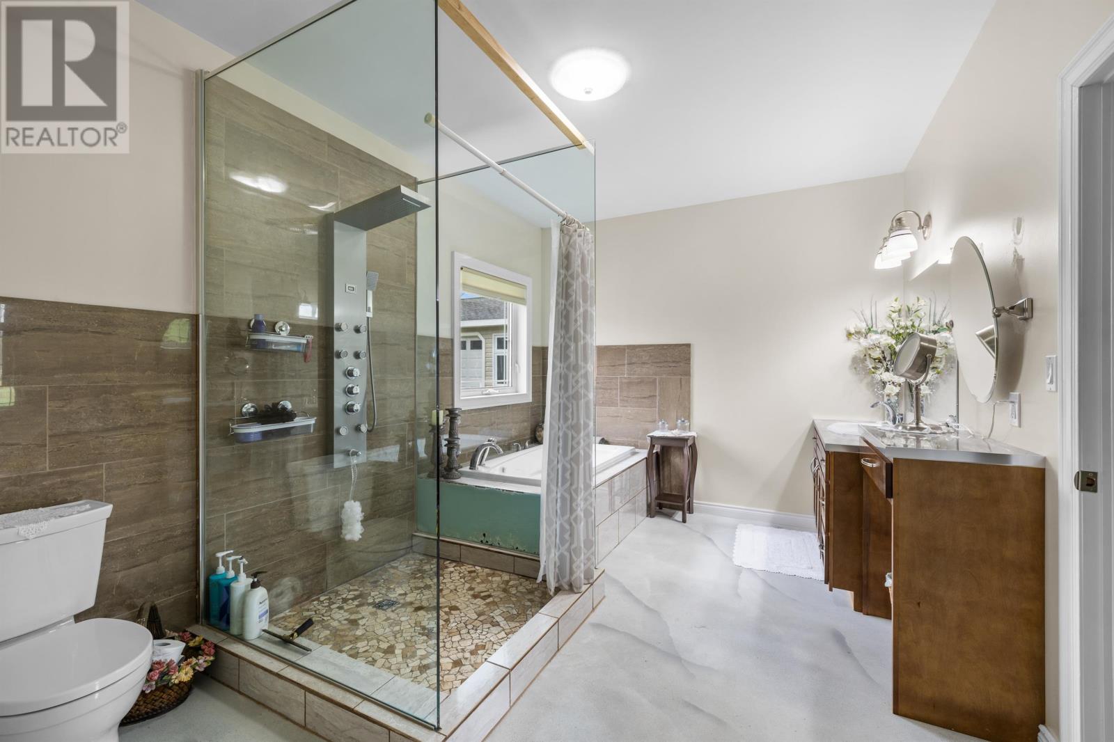 835 Rustico Road - 21