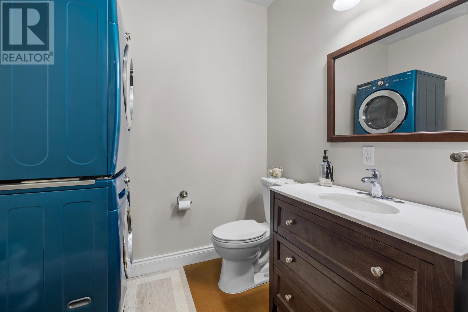835 Rustico Road - 26