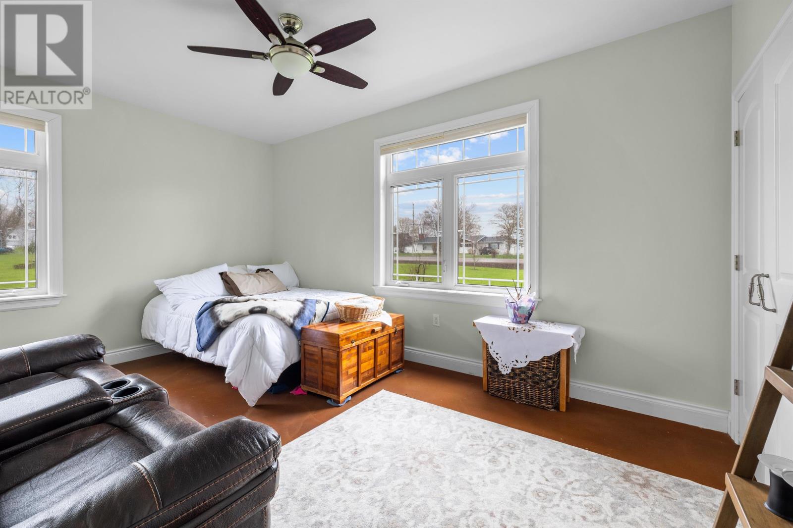 835 Rustico Road - 30