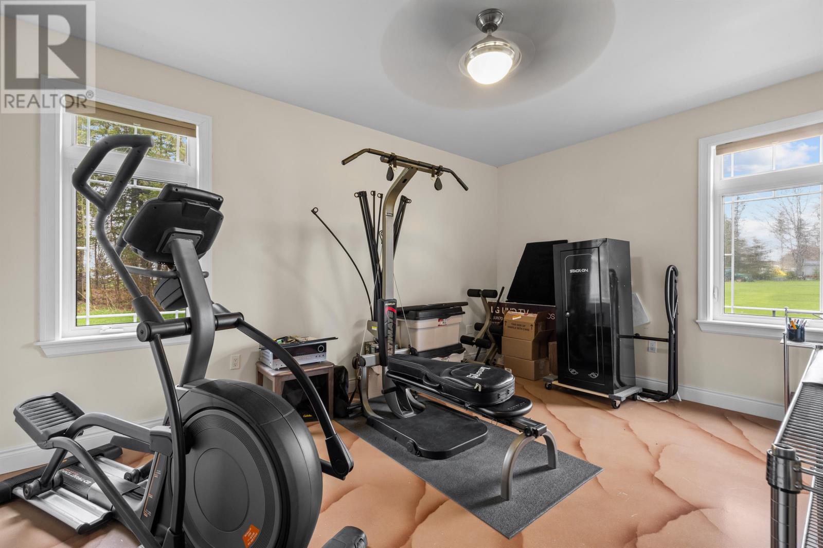 835 Rustico Road - 31