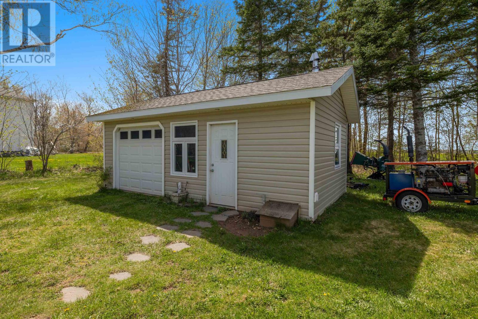 835 Rustico Road - 36