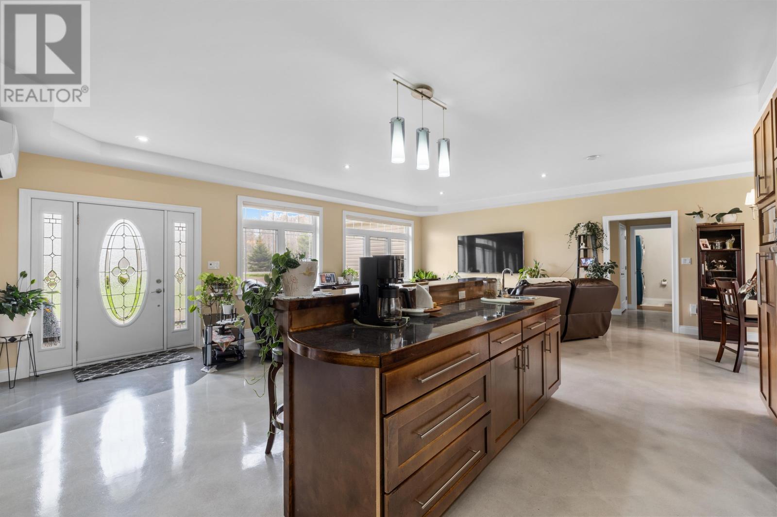 835 Rustico Road - 9