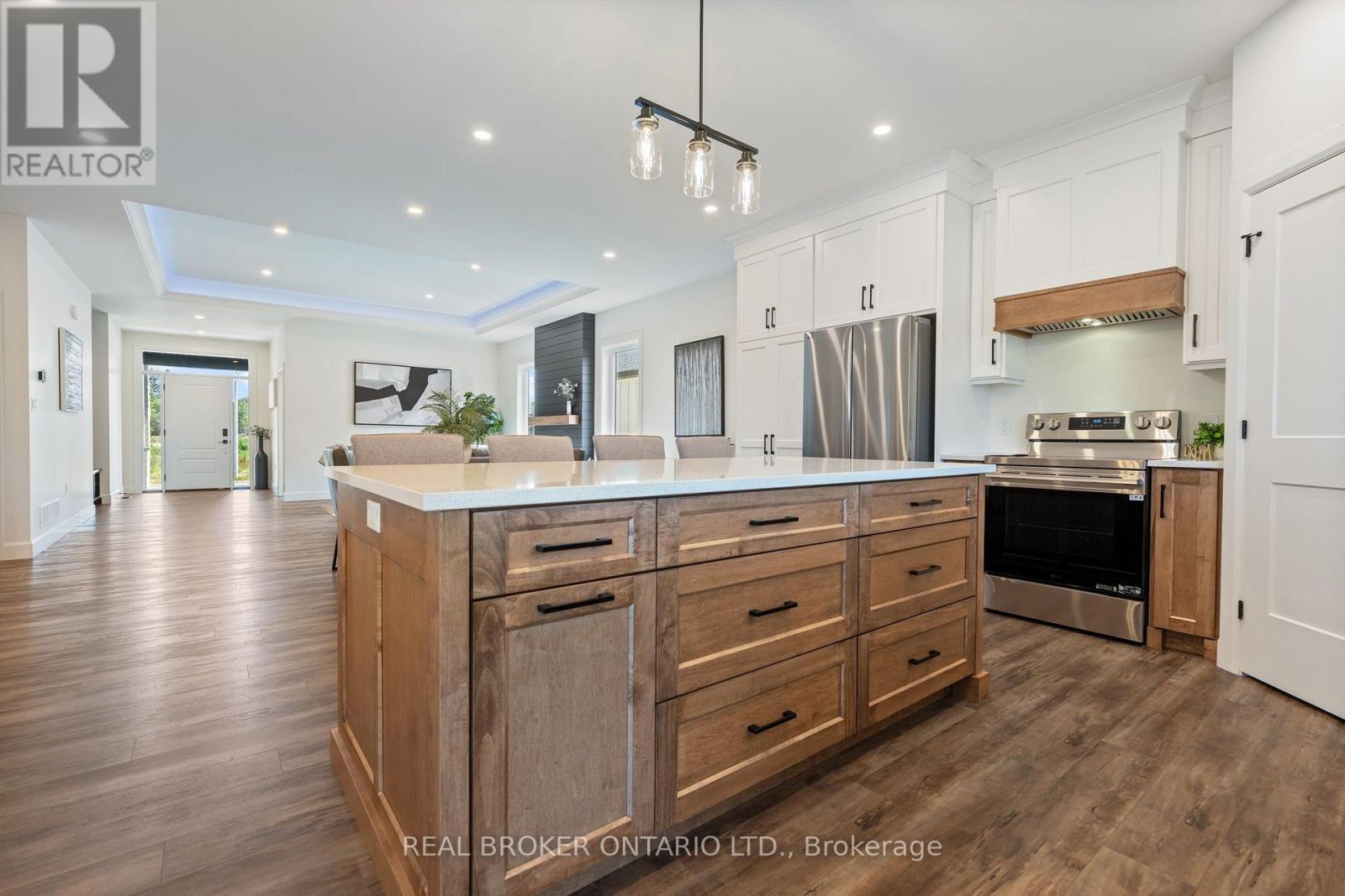 57009 BRUCE STREET - 11