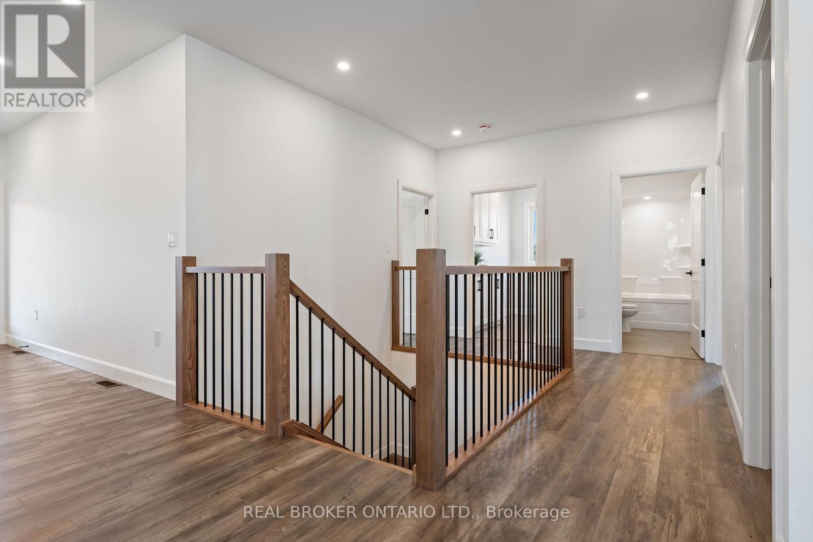 57009 BRUCE STREET - 15