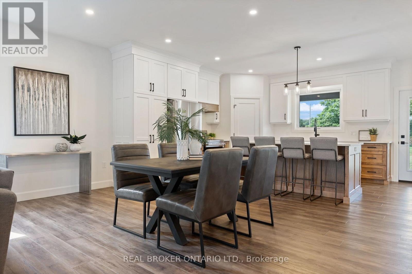 57009 BRUCE STREET - 8