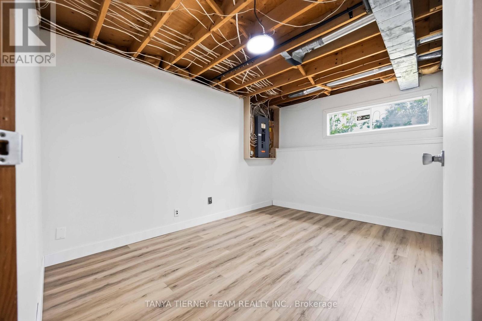 455 CRYSTAL DRIVE - 34