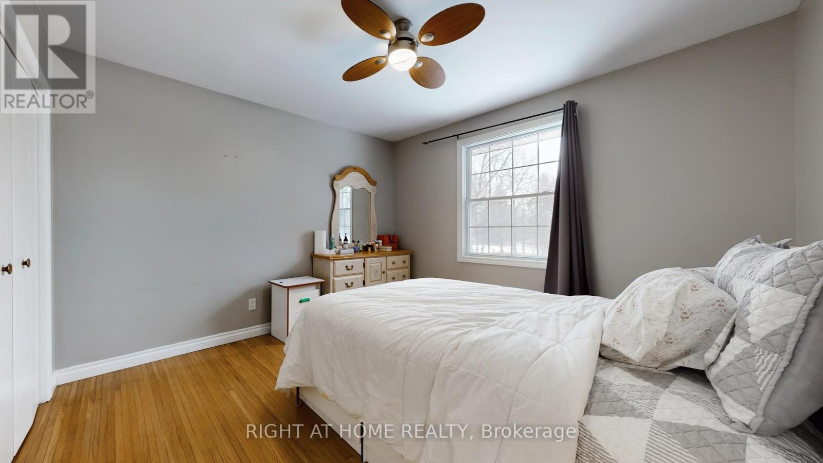 301 GARNER ROAD E - 27
