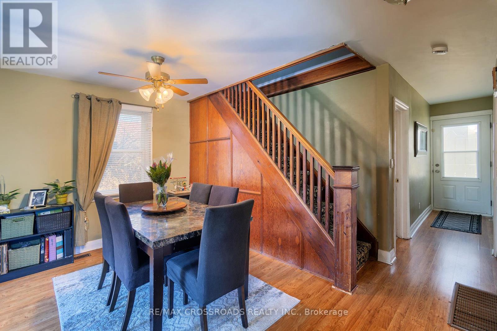 16 HAMILTON AVENUE - 13