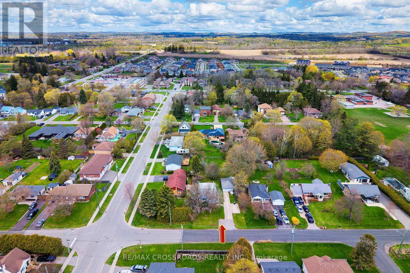 16 HAMILTON AVENUE - 2