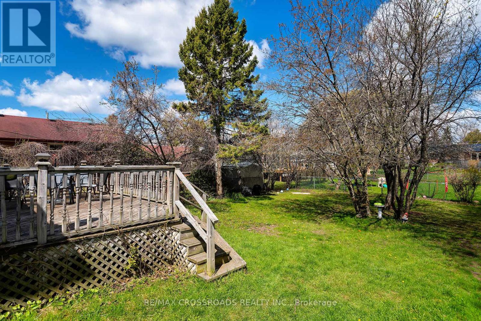 16 HAMILTON AVENUE - 35