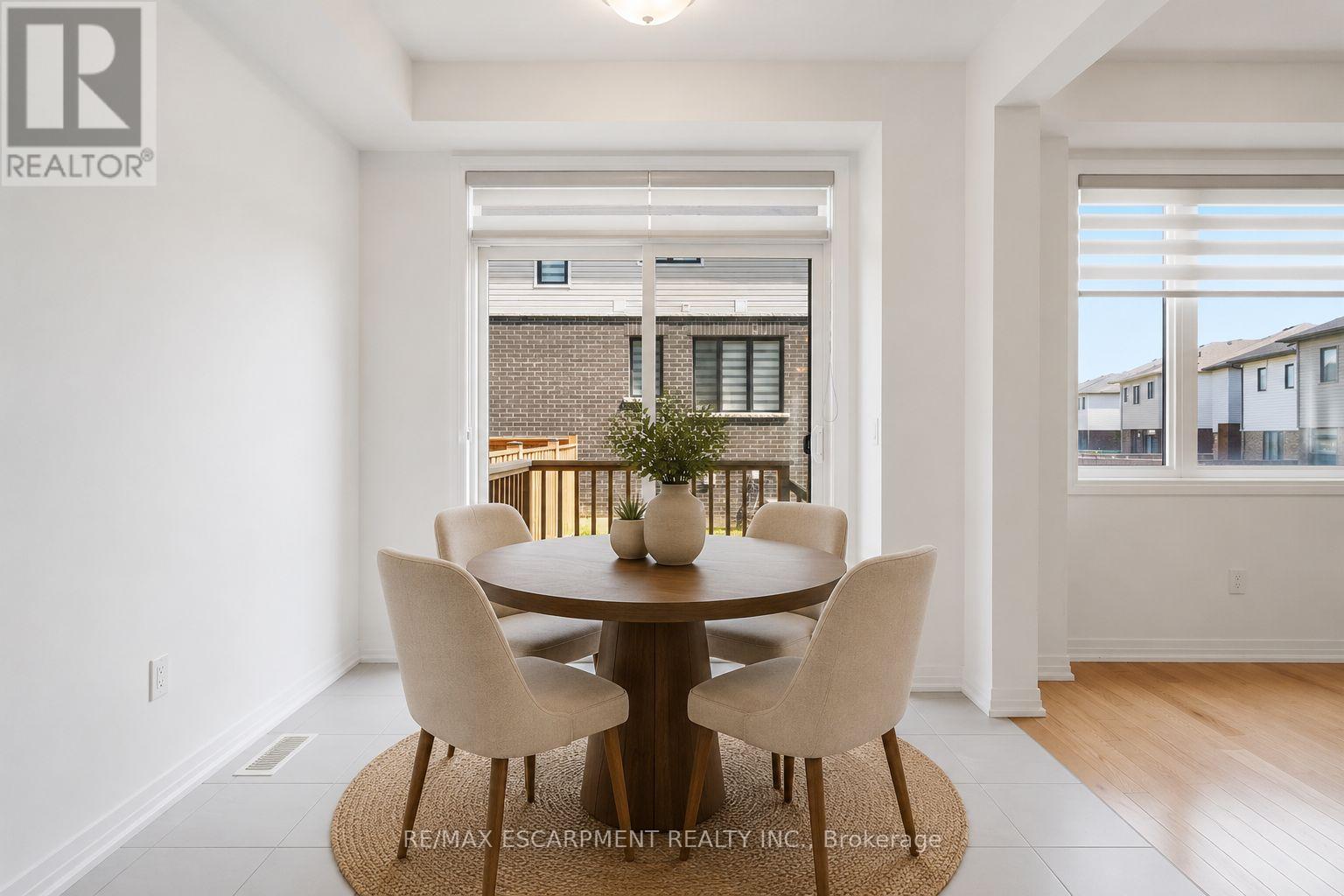 254 ROSEBURY WAY - 12