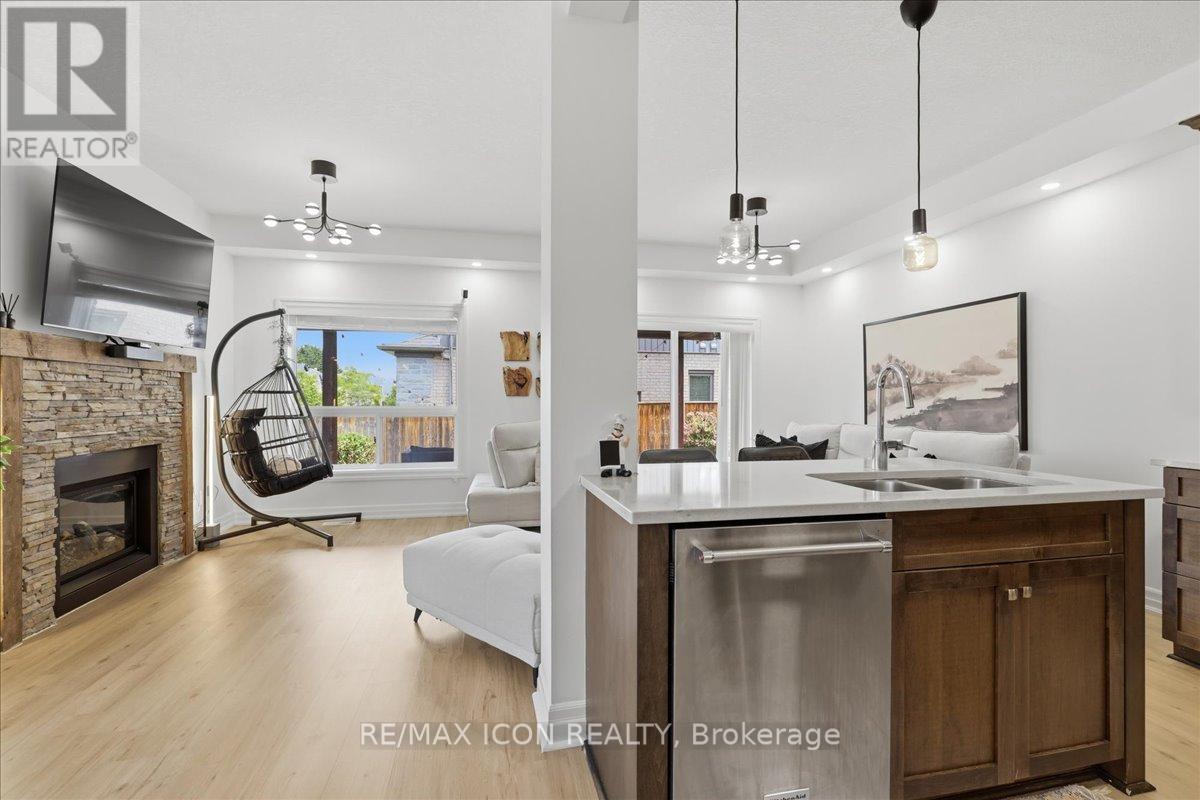 275 FALCONRIDGE DRIVE - 10