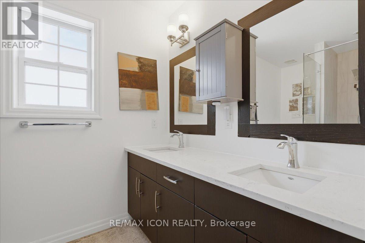 275 FALCONRIDGE DRIVE - 31