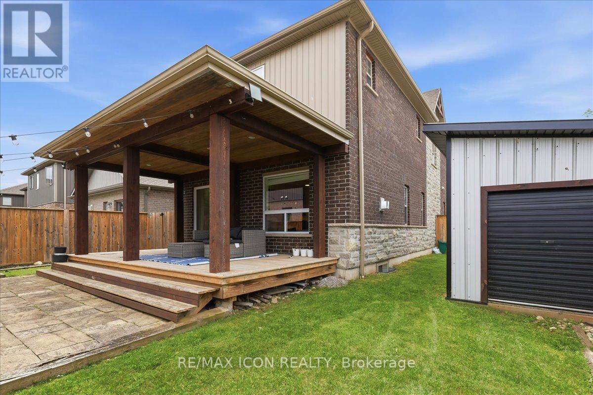 275 FALCONRIDGE DRIVE - 46
