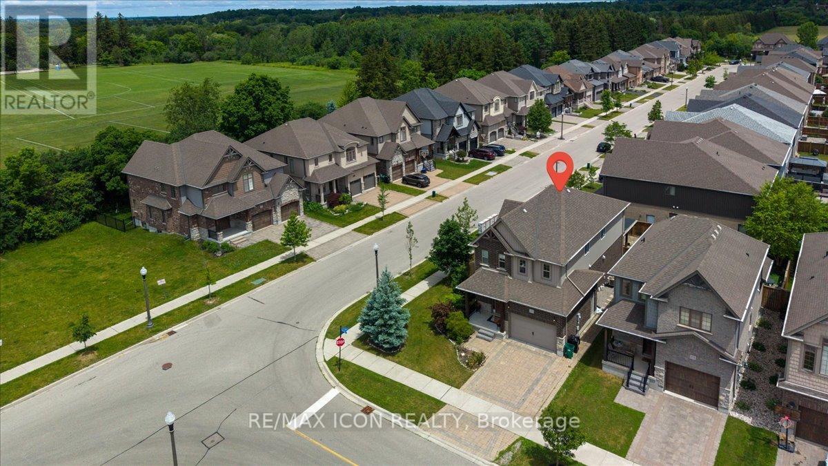 275 FALCONRIDGE DRIVE - 47