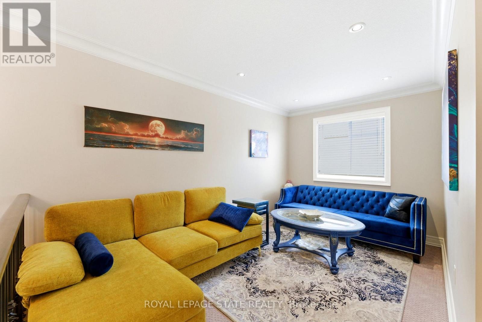 85 HILLCROFT DRIVE - 26