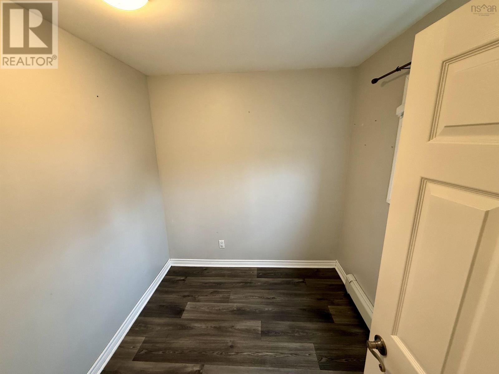 190 Brookside Street - 13