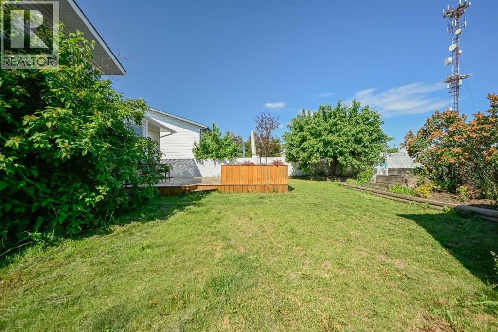 9110 107 Avenue - 21
