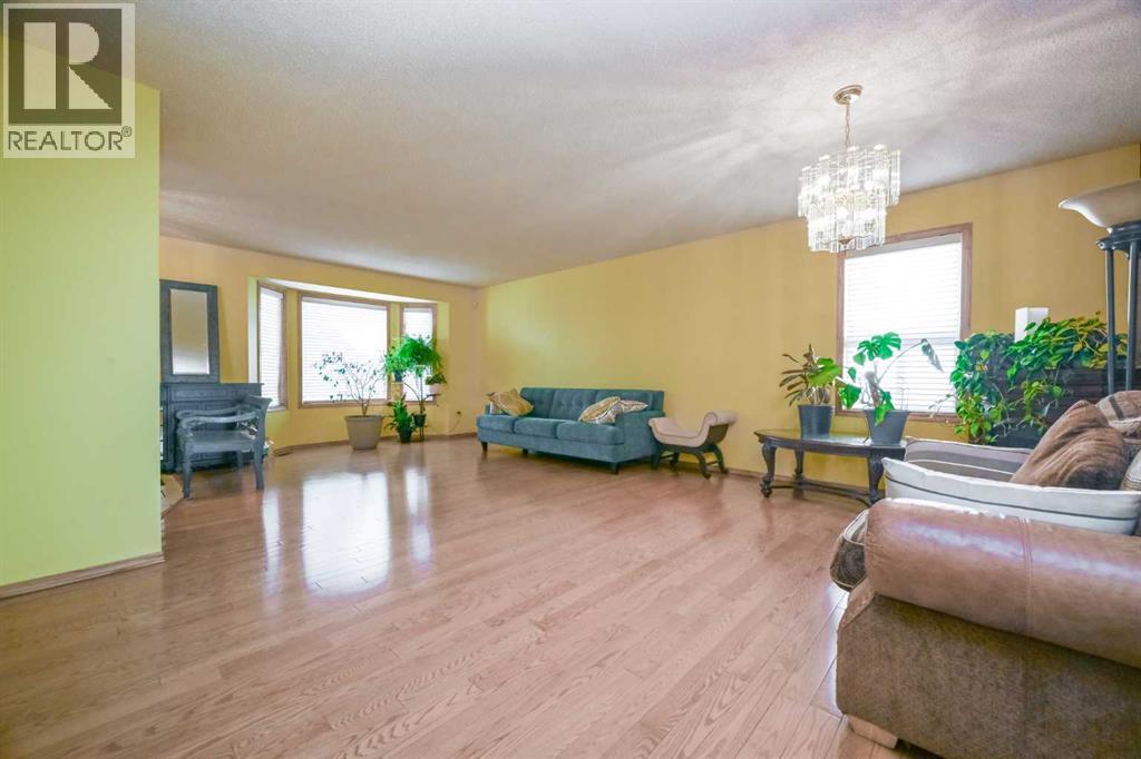 9110 107 Avenue - 5