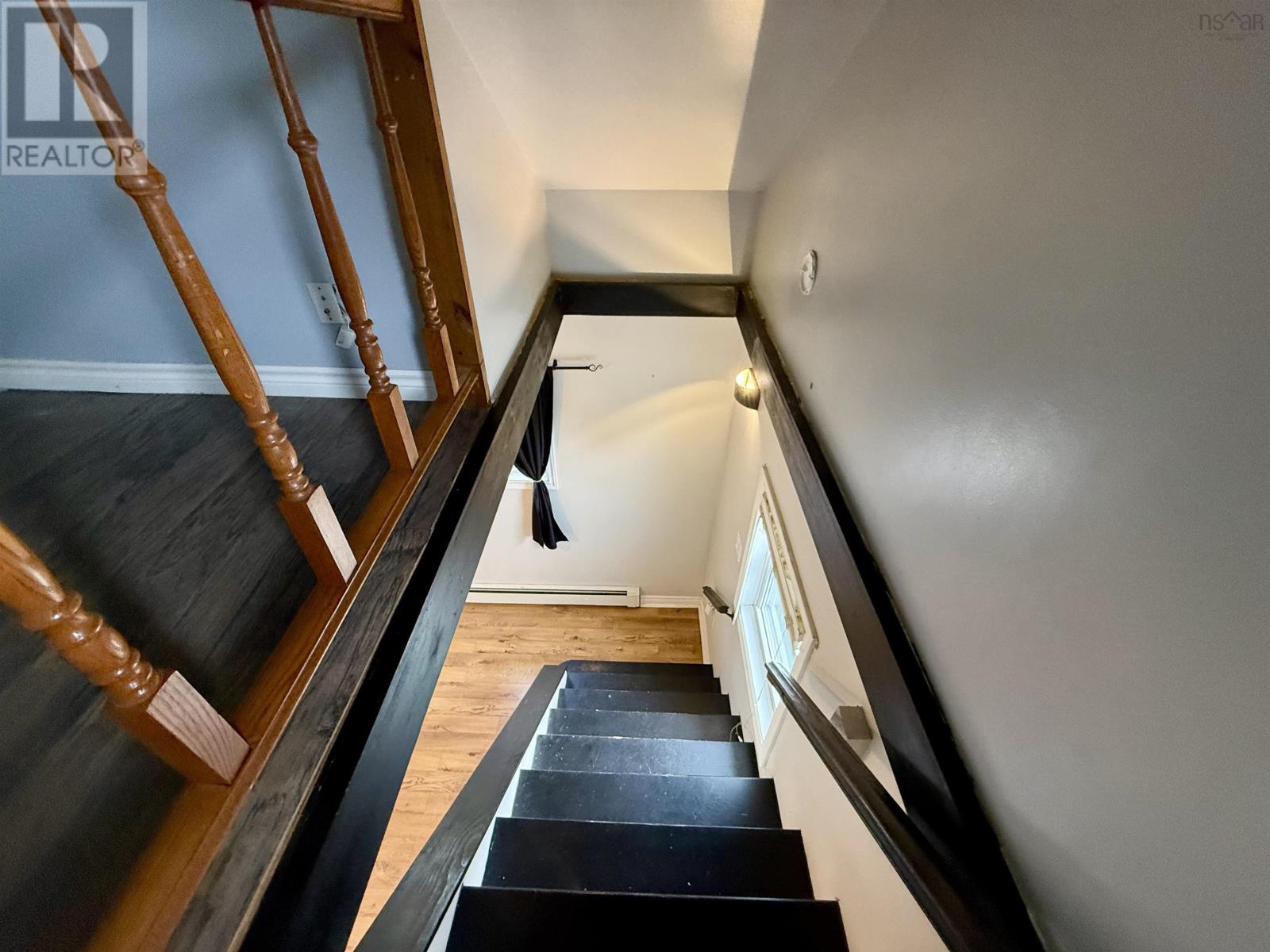 190 Brookside Street - 34