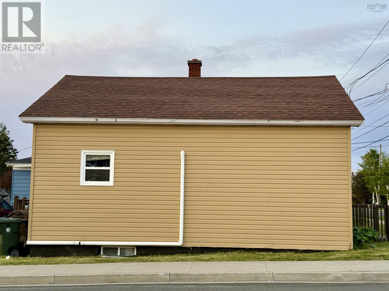 190 Brookside Street - 7