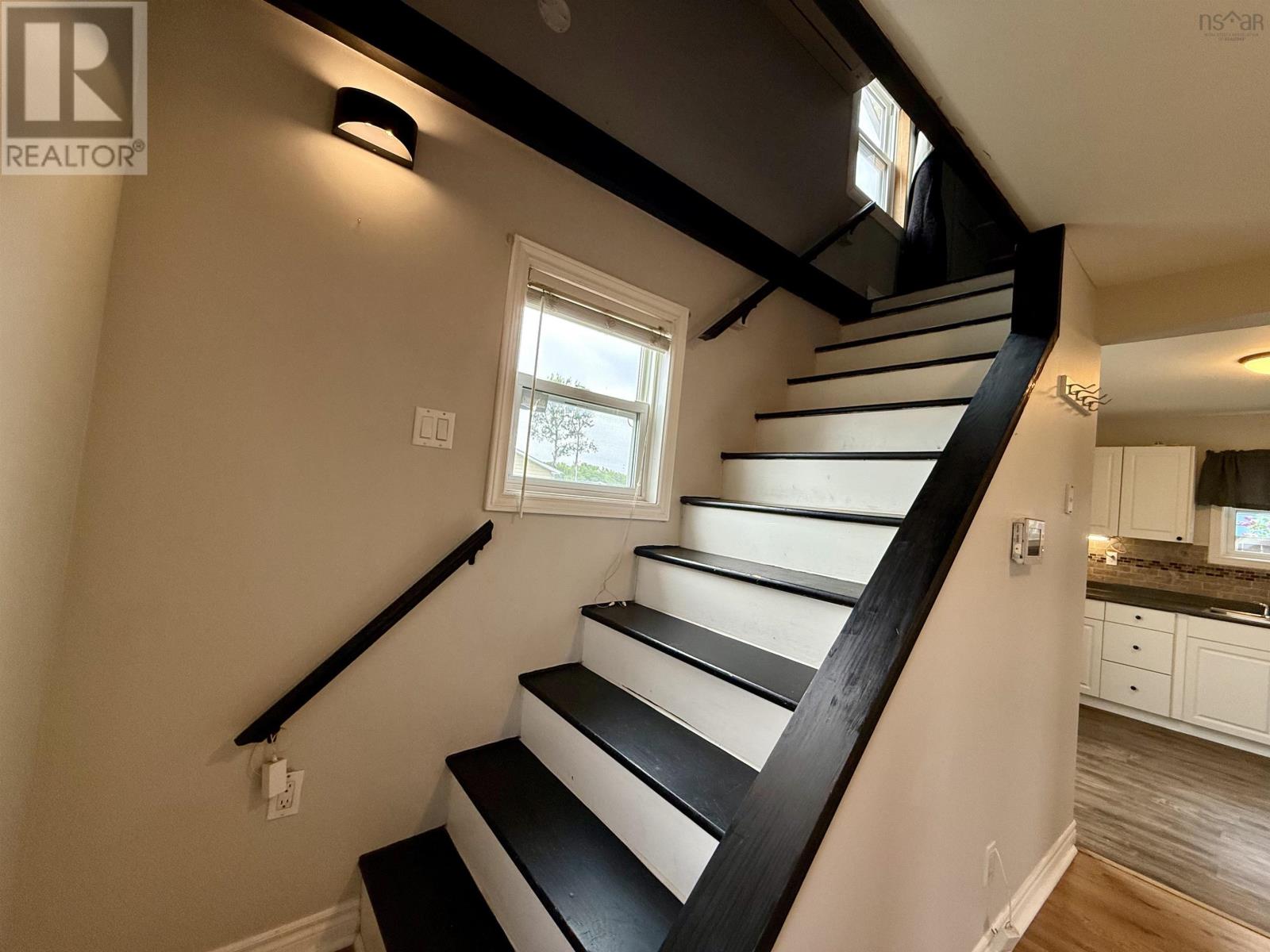 190 Brookside Street - 24