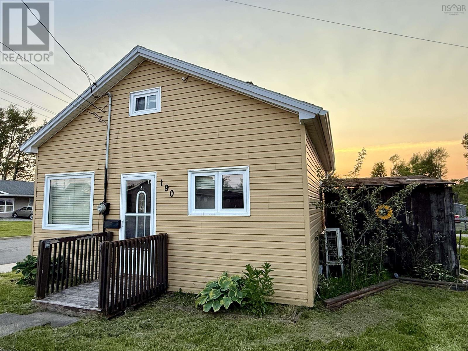 190 Brookside Street - 3