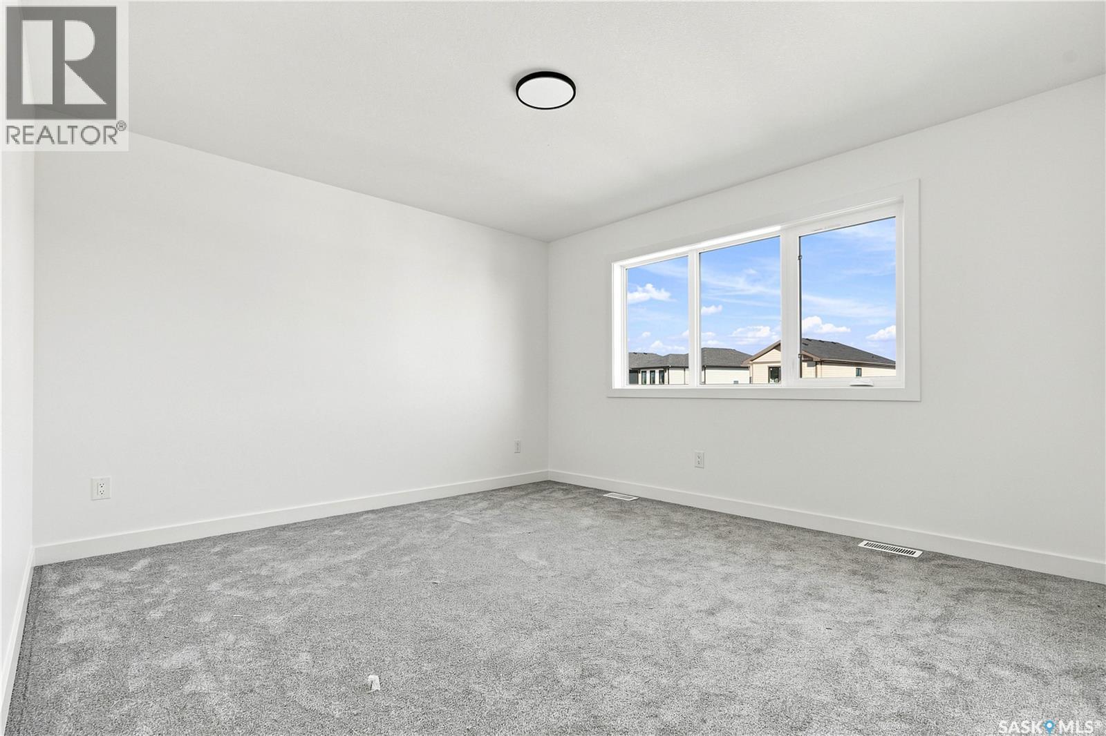 491 Traeger CLOSE - 23
